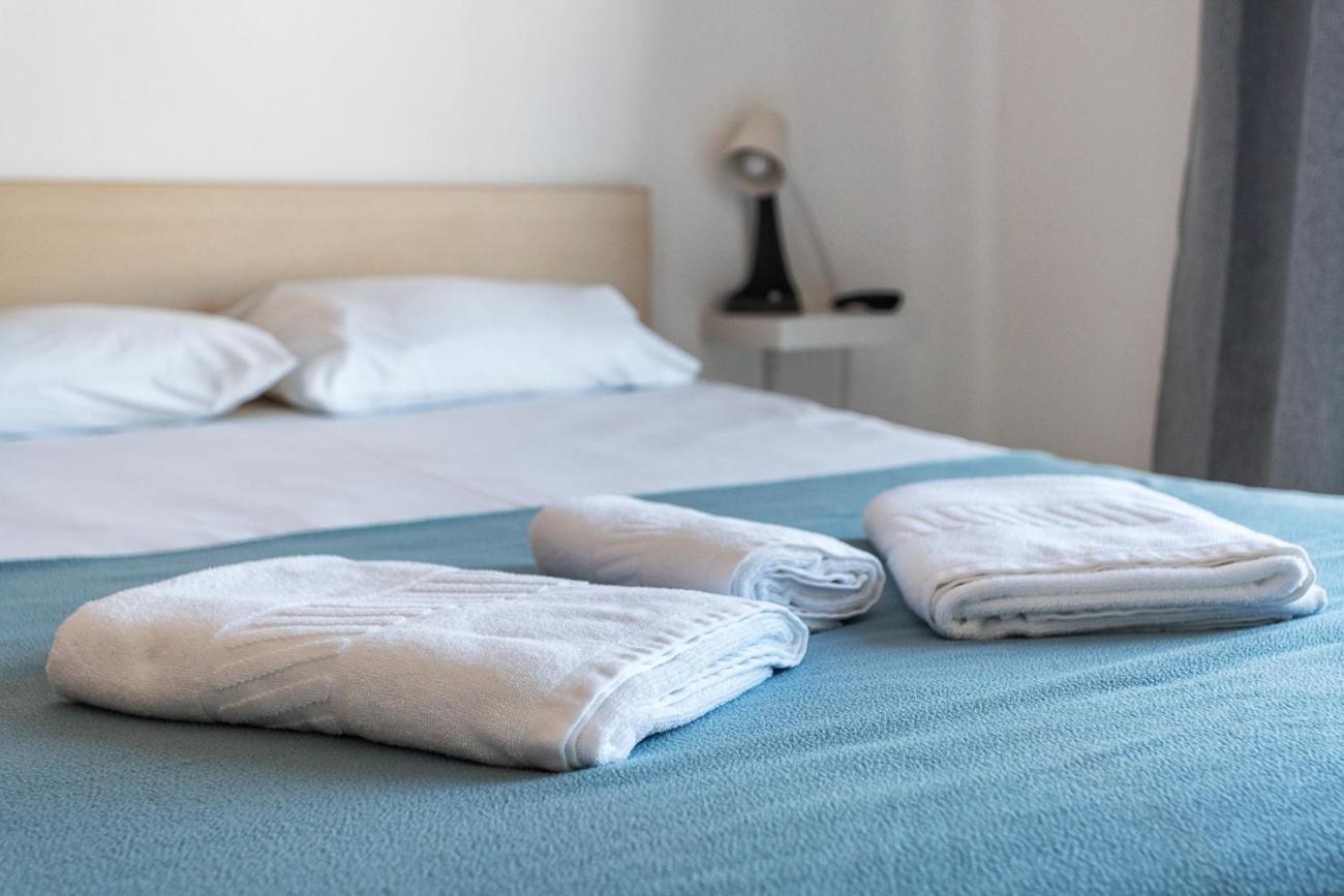 Blife Marya Private Rooms - Airport Stay 法鲁区 外观 照片